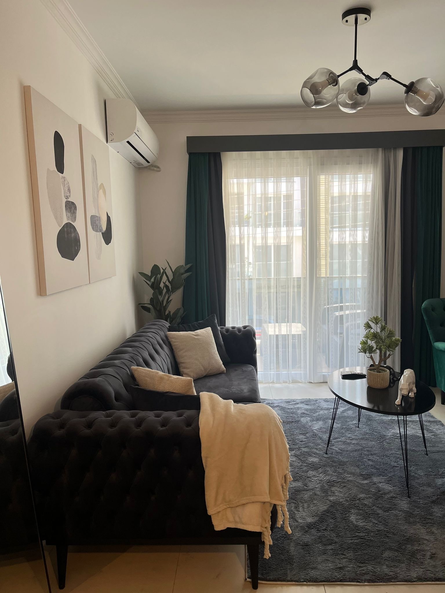 1fac7163-8689-45aa-958b-b7d8f2ede0c1(1)