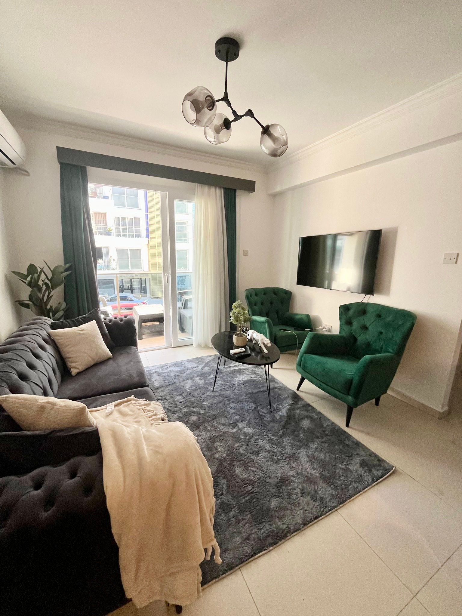 84433176-7610-491a-998e-192502f27d12