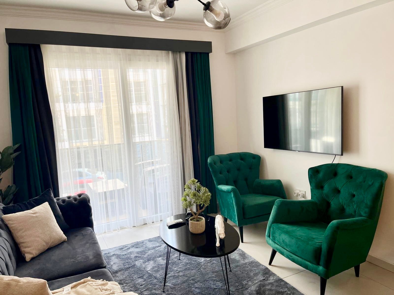 c64b7b17-1cf3-4c79-a25d-9b555fc68699